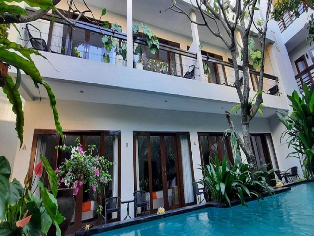 Hotel The Pavilion Kuta